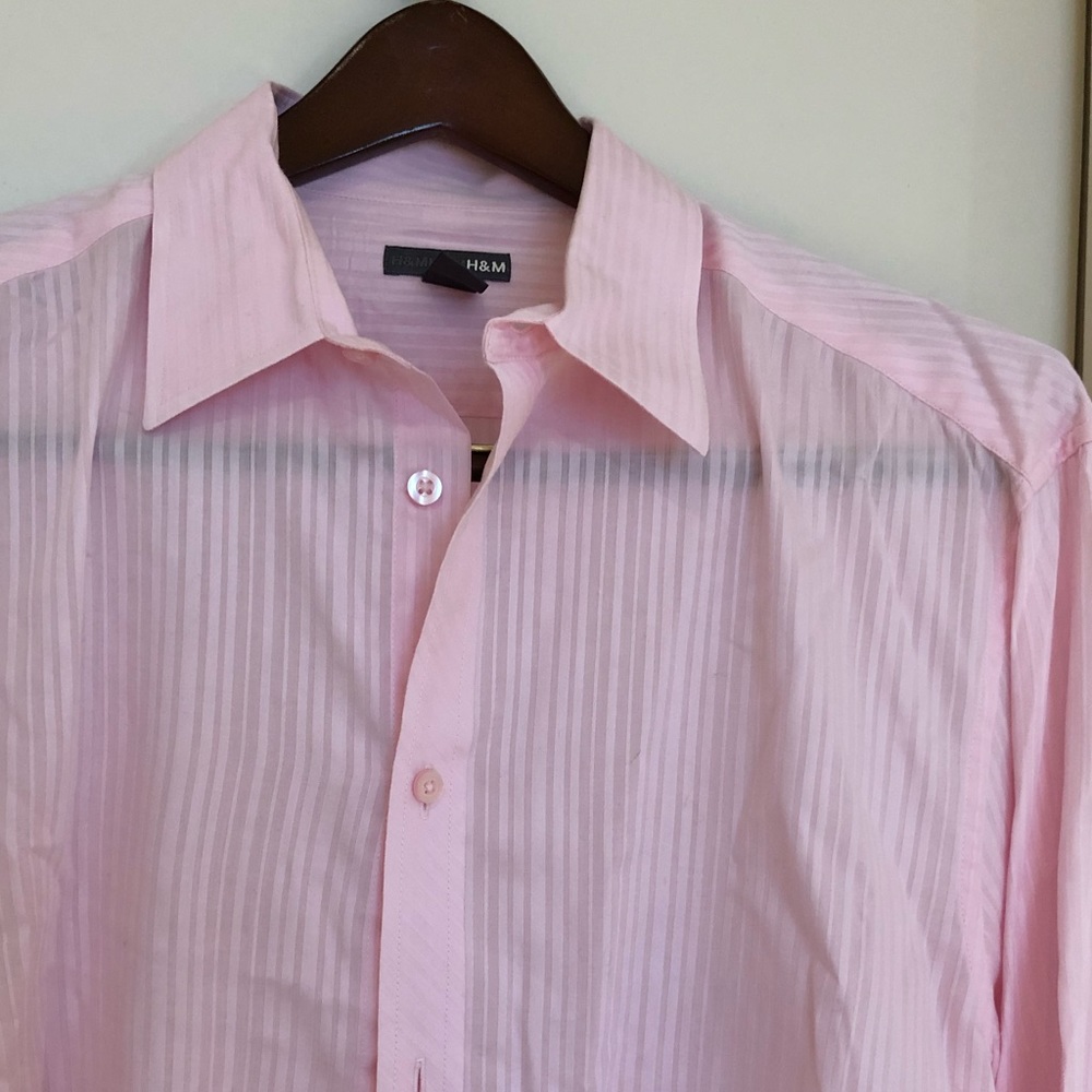 H&M men’s long sleeve pink summer shirt.